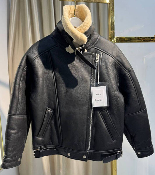 Дубленка Acne Studios женский черный 128678-4