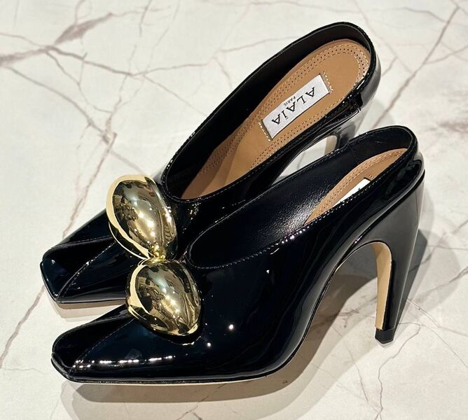 Туфли Alaïa женский кожа черный 153588
