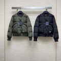 Пуховик Louis Vuitton женский болотный 124765-2