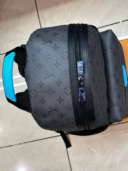 Мужской рюкзак Louis Vuitton мужской кожа графитовый 167096-2