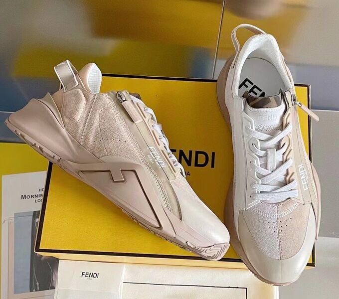 Кроссовки Fendi женский кожа swift бежевый 104001
