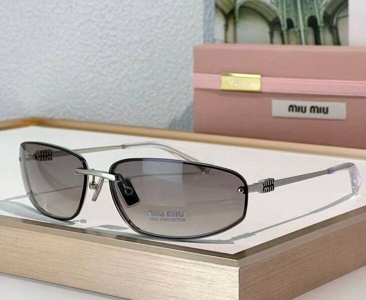 Очки Miu Miu 180550