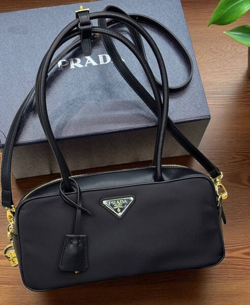 Сумка Prada женский кожа черный 194961
