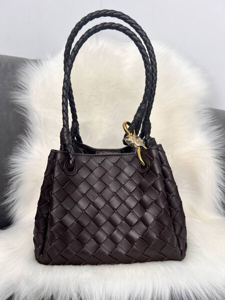 Сумка Bottega Veneta женский кожа черный 162514-3