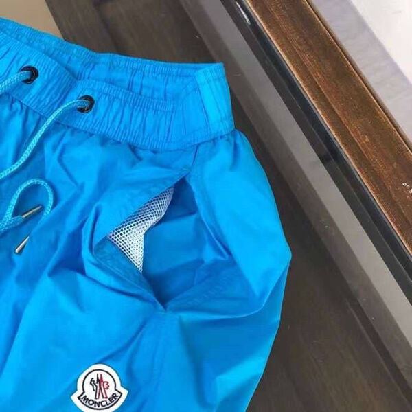 Мужские шорты Moncler мужской бирюзовый 143395-4