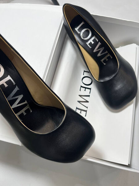 Туфли Loewe женский кожа черный 149570-3