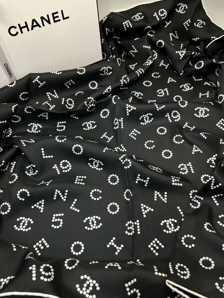 Платок Chanel женский шелк черный 197767