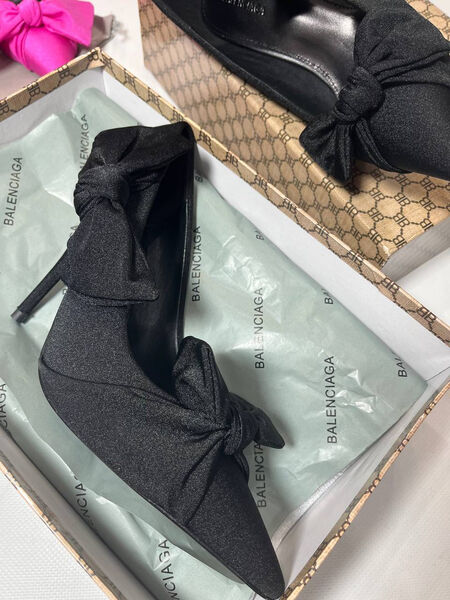 Туфли Balenciaga женский сатин черный 149528-3