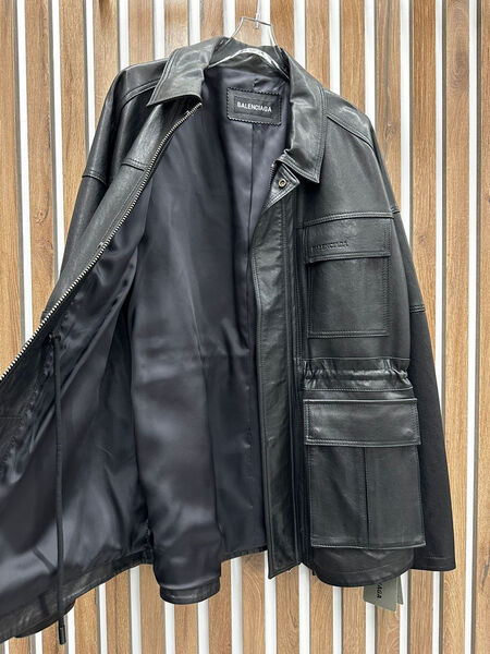 Куртка Balenciaga женский кожа черный 124805-3