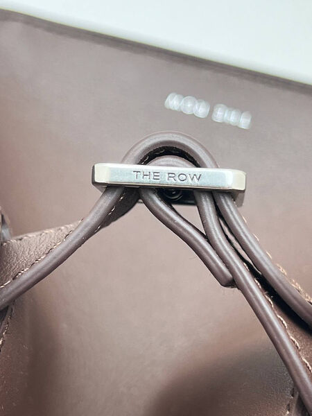 Сумка The Row Margaux 12 женский кожа 174200-3