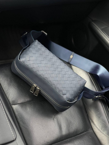 Мужская сумка мессенджер Bottega Veneta мужской кожа синий 42927-7