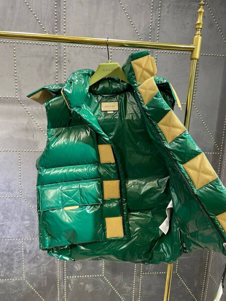 Жилет Gucci женский болотный 141328-3
