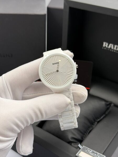 Женские часы Rado женский белый m0176416-1