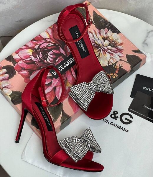 Босоножки Dolce & Gabbana женский сатин бордовый 180904