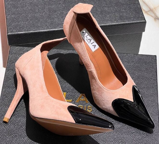 Туфли Alaïa женский замша розовый 160767