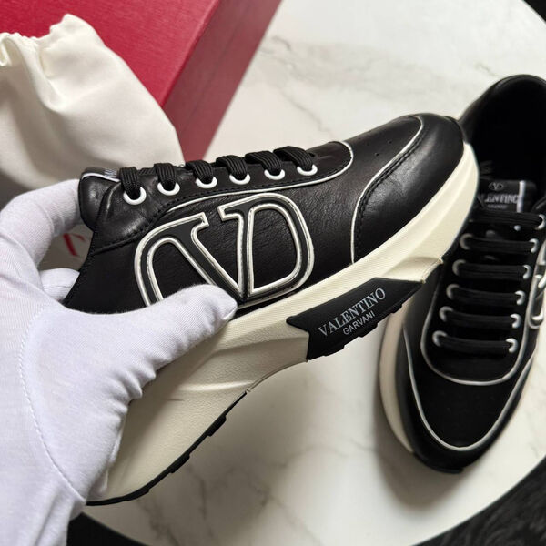 Мужские кроссовки Valentino мужской кожа черный 172244-5