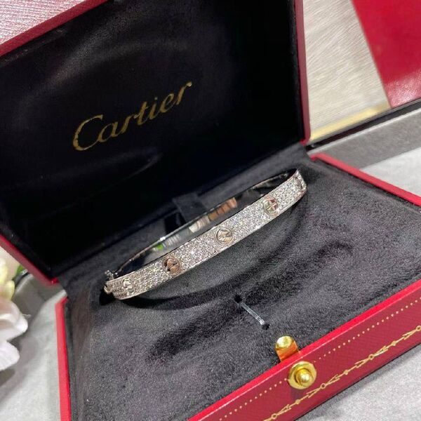 Женский браслет Cartier Love w4472600-1-2