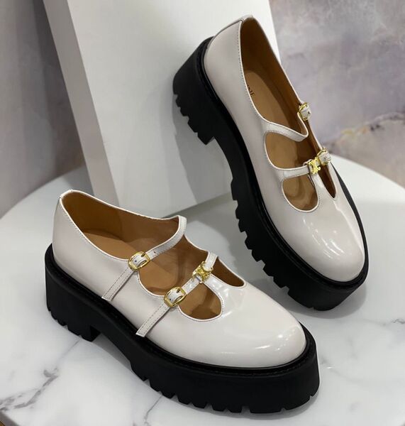 Туфли Celine женский кожа белый 123887
