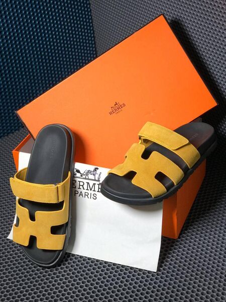 Шлепки Hermès женский замша горчичный 89407-4