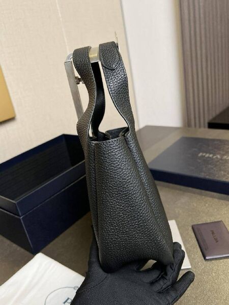 Сумка Prada женский кожа черный l0826468-1-4