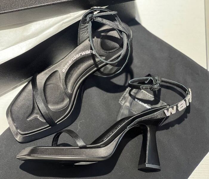 Босоножки Alexander Wang женский кожа черный 116405
