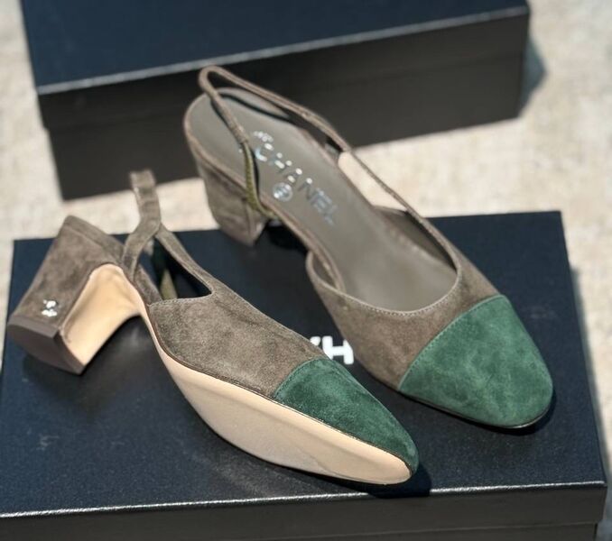 Туфли Chanel женский замша графитовый 195187