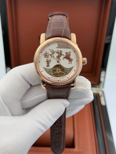 Мужские часы Ulysse Nardin мужской коричневый w0538259-1