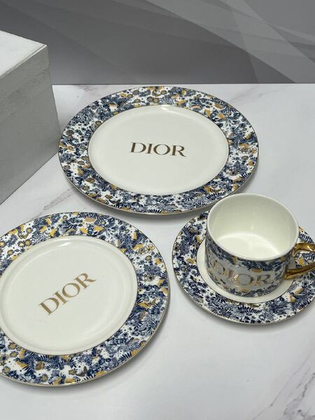 Столовый сервиз Dior фарфор o4248338-1