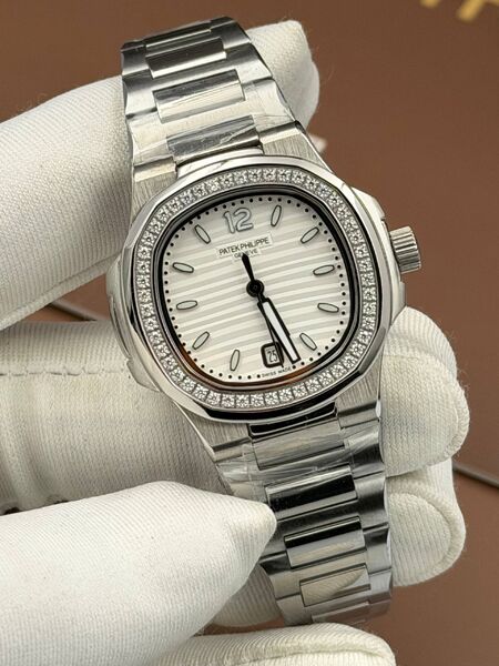 Часы Patek Philippe женский серебристый T752172-1-2