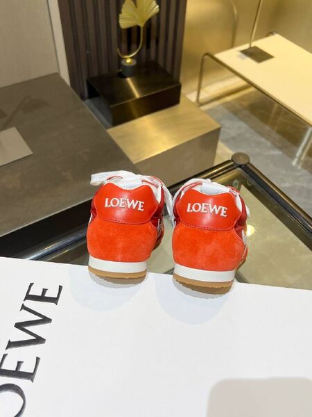 Женские кроссовки Loewe женский замша оранжевый p5202336-1-4