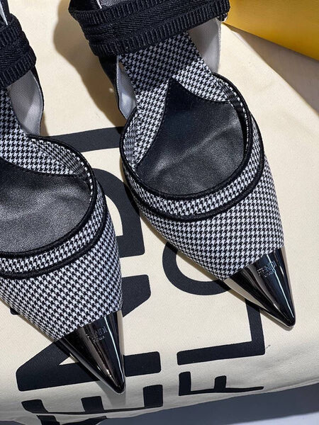 Туфли Fendi женский текстиль черный 112191-2