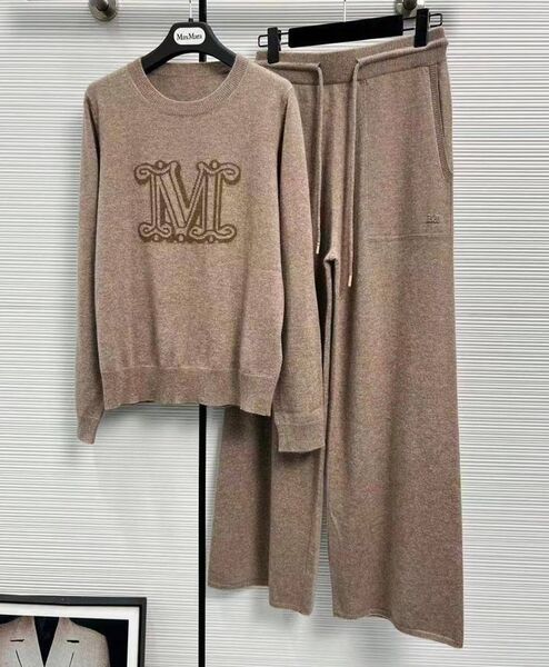 Костюм Max Mara женский бежевый 128478