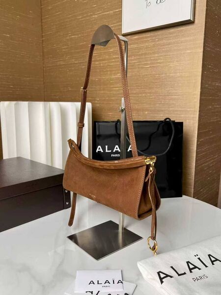 Сумка Alaïa женский кожа коричневый k0421731-1-4