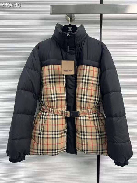 Пуховик двухсторонний Burberry женский черный 126483-3