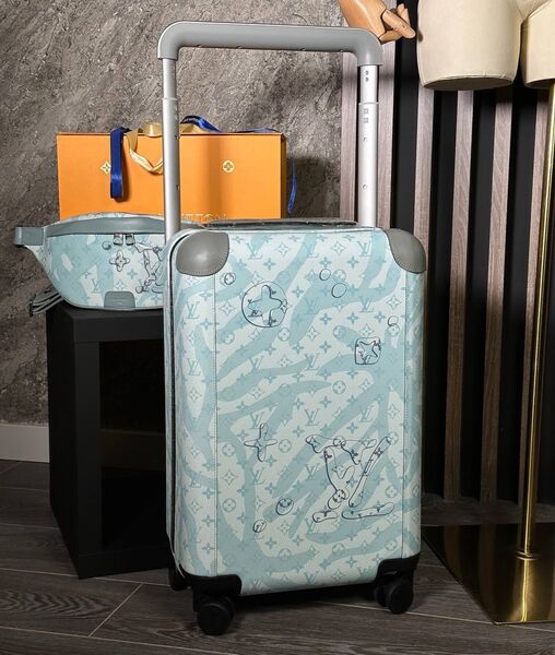 Чемодан Louis Vuitton женский кожа бирюзовый 155446