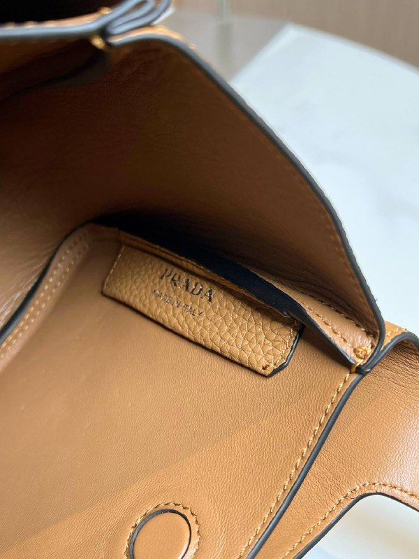 Сумка PRADA