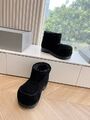 Женские ботинки Balenciaga Women's Alaska Fur Bootie женский замша черный w3811869-1-4
