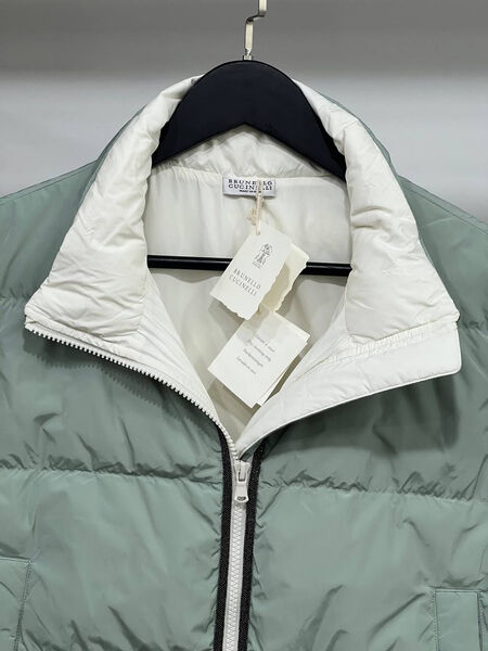 Жилет Brunello Cucinelli женский болотный 159689-3