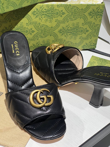 Босоножки Gucci женский кожа черный 12255-4