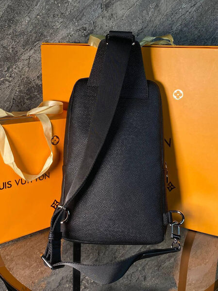 Мужская сумка слинг Louis Vuitton мужской кожа черный 134429-8