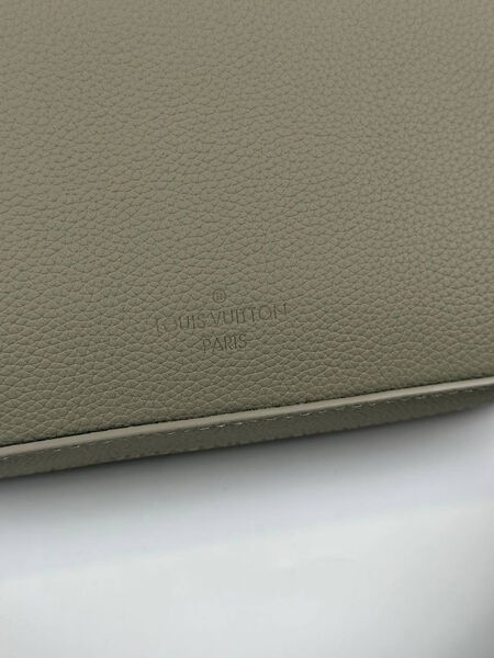 Мужская сумка мессенджер Louis Vuitton мужской кожа болотный 147915-3