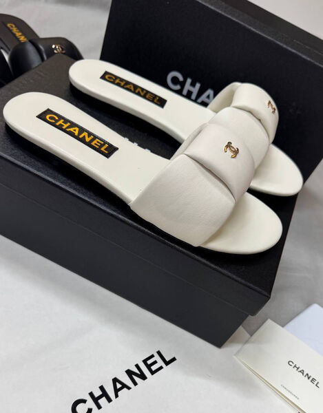 Шлепки Chanel женский кожа белый 195139-3