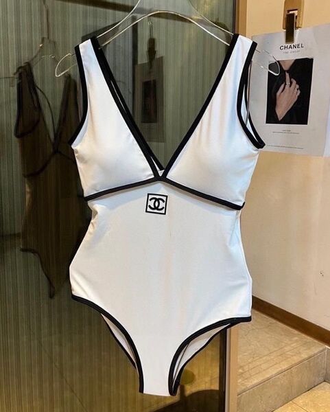 Купальник Chanel женский белый 121698