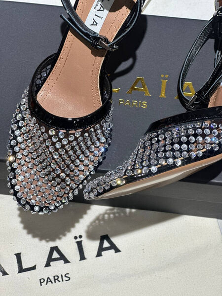 Туфли Alaïa женский стразы черный 155962-2
