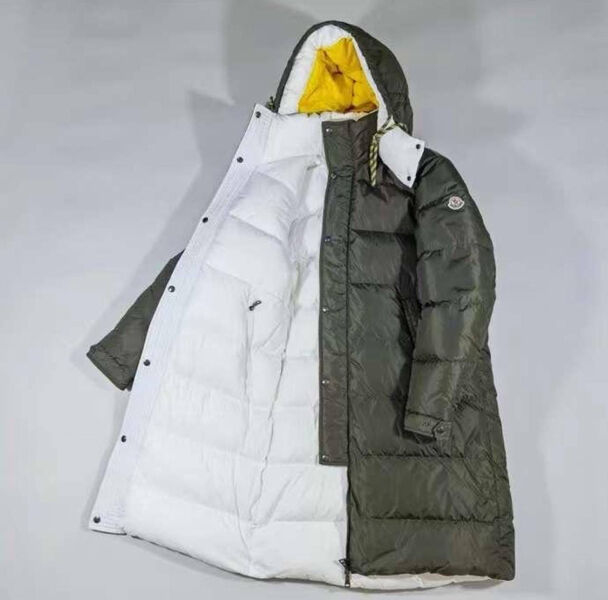 Мужской пуховик двусторонний Moncler мужской болотный 166525-5