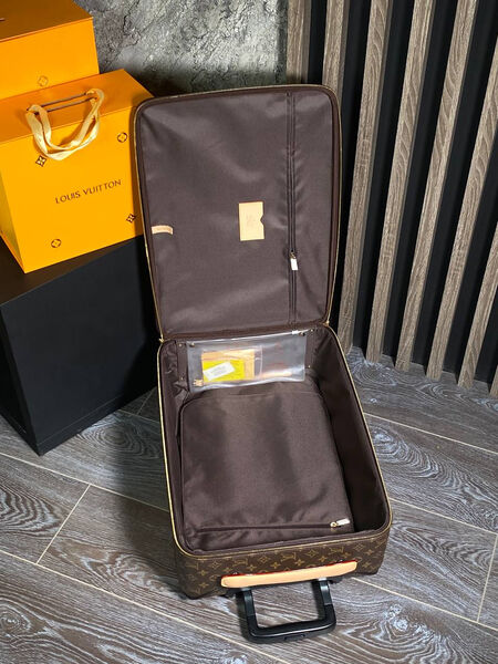 Чемодан Louis Vuitton женский кожа 116422-5