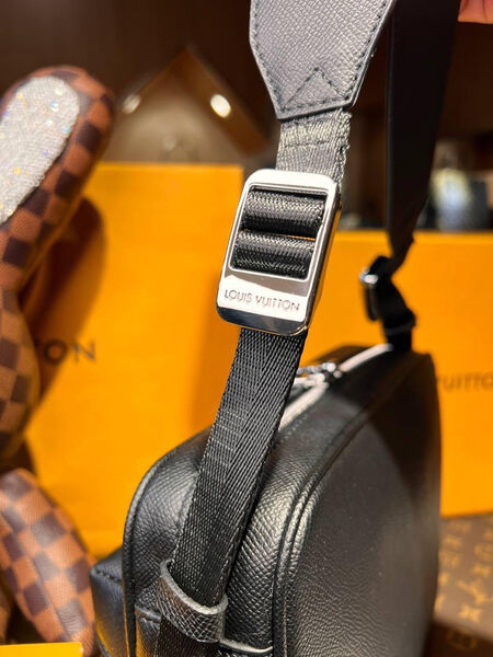 Мужская сумка мессенджер Louis Vuitton мужской кожа черный 113422-4