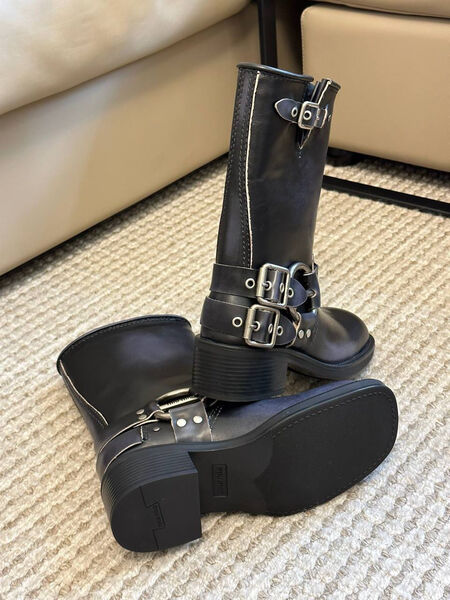 Сапоги Miu Miu женский кожа черный 126701-6
