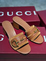 Шлепки Gucci женский кожа бежевый 190856-2