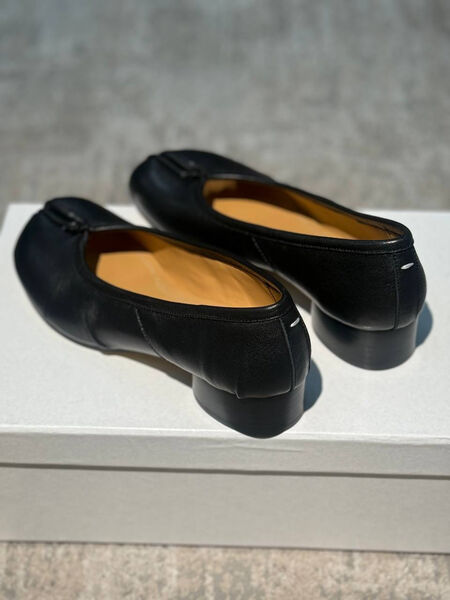 Туфли Maison Margiela женский кожа черный 197250-5